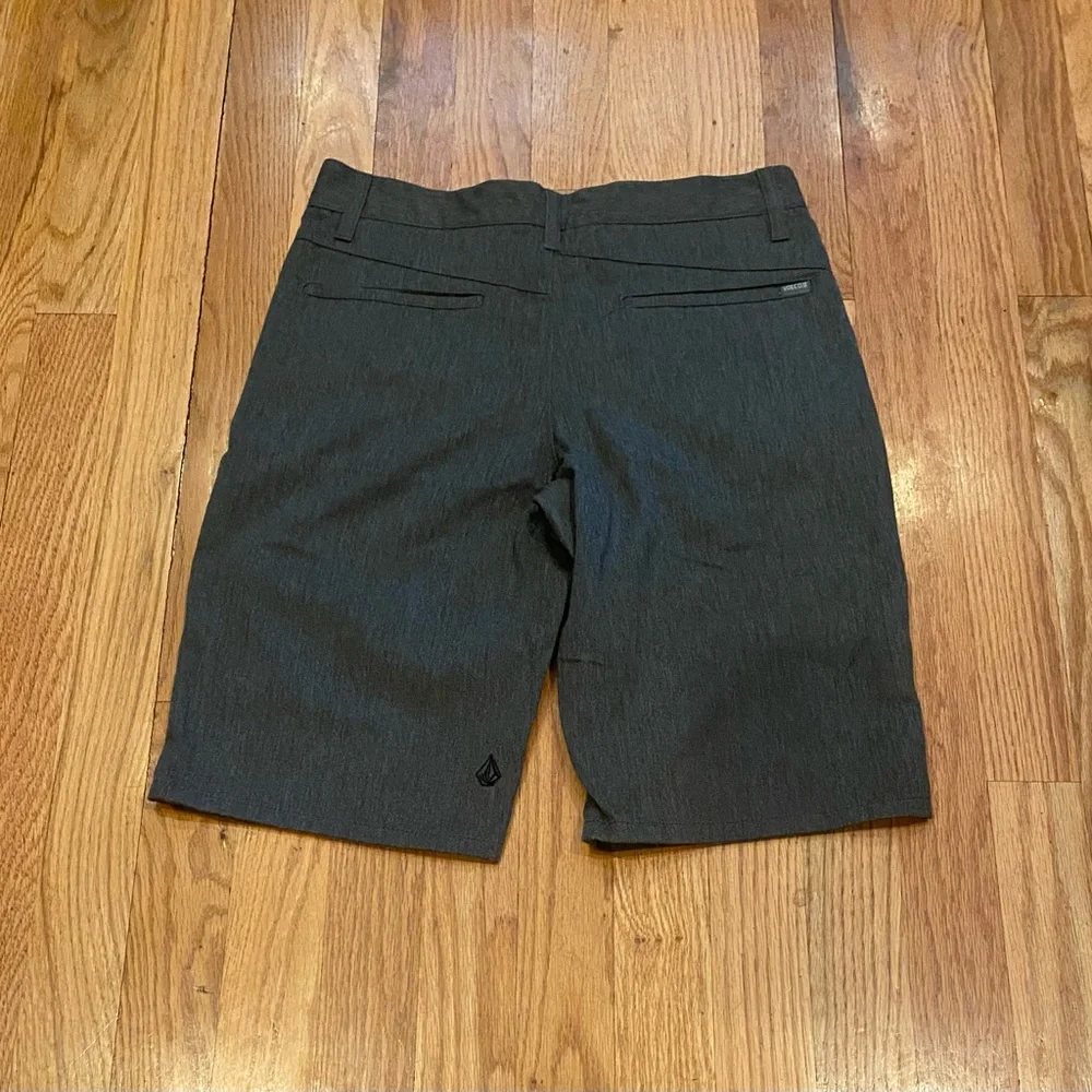 Volcom Shorts boys 28 - Picture 2 of 6